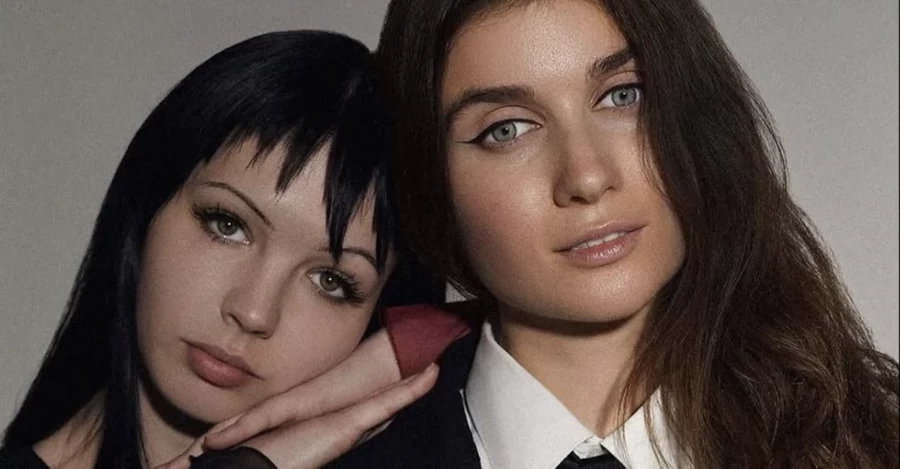 Лейбл Jerry Heil пошел на мировую с Кажанной и передал ей все права на песни