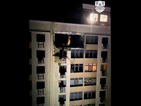 На Одещині російський дрон влучив у багатоповерхівку, загинув підліток