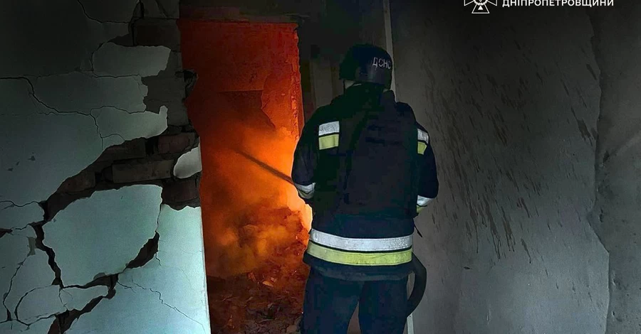 Россияне больше десяти часов подряд атакуют Кривой Рог