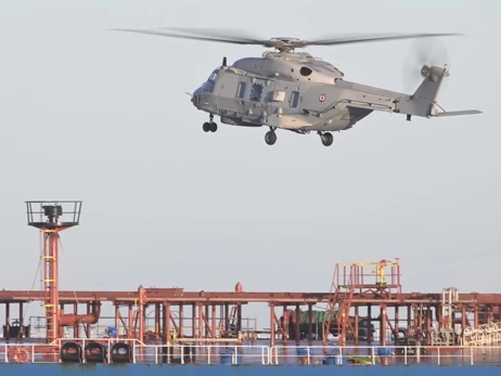  Французские ВМС задержали танкер 