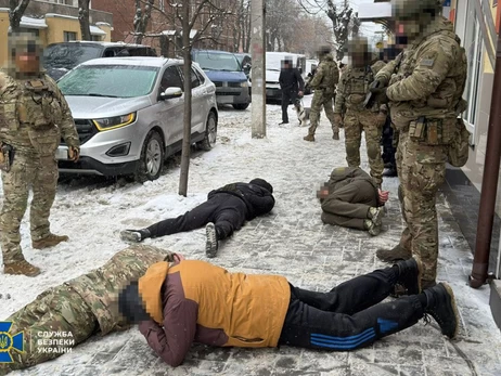 У Вінниці злочинці продавали ухилянтам посвідчення фейкового «добробату»