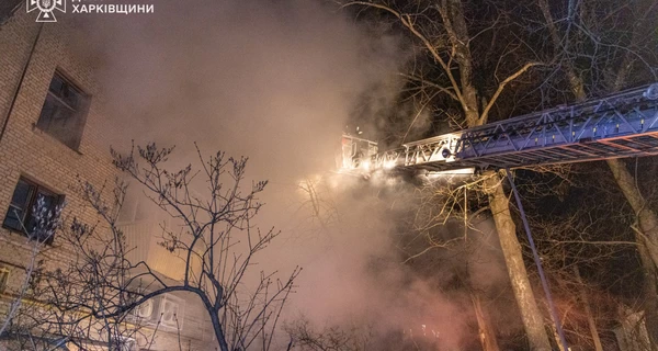 В Харькове россияне ударили по общежитию с переселенцами и роддому, ранены 19 человек