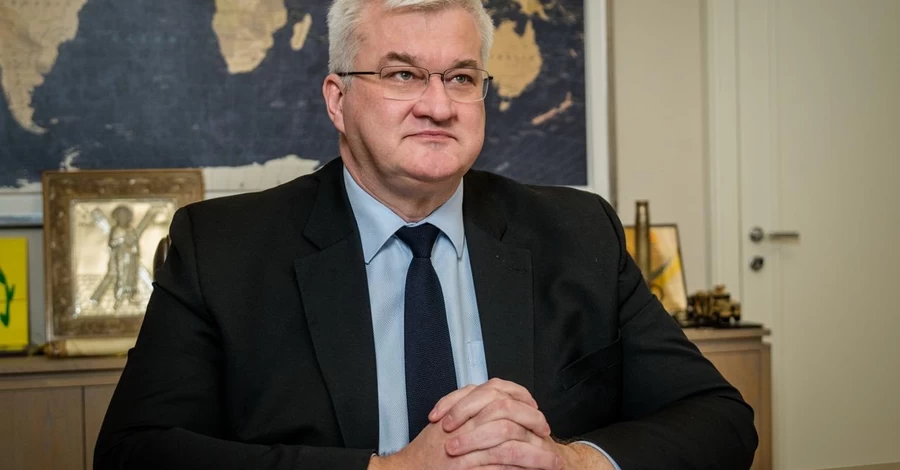 Сибига сравнил Орбана с приспешником Гитлера - дипломатический конфликт набирает обороты 