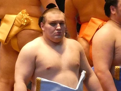 Украинский сумоист Явгусишин второй раз выиграл Кубок Императора в Токио