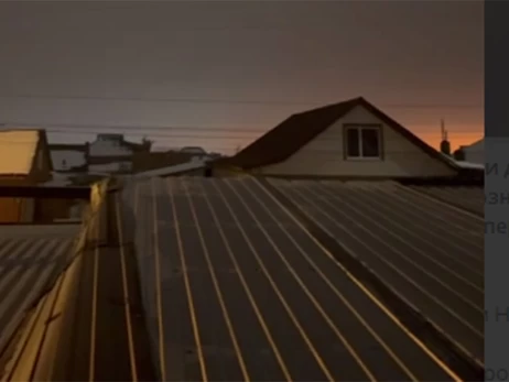 В российском Славянске-на-Кубани после атаки дронов пылает НПЗ и повреждена инфраструктура