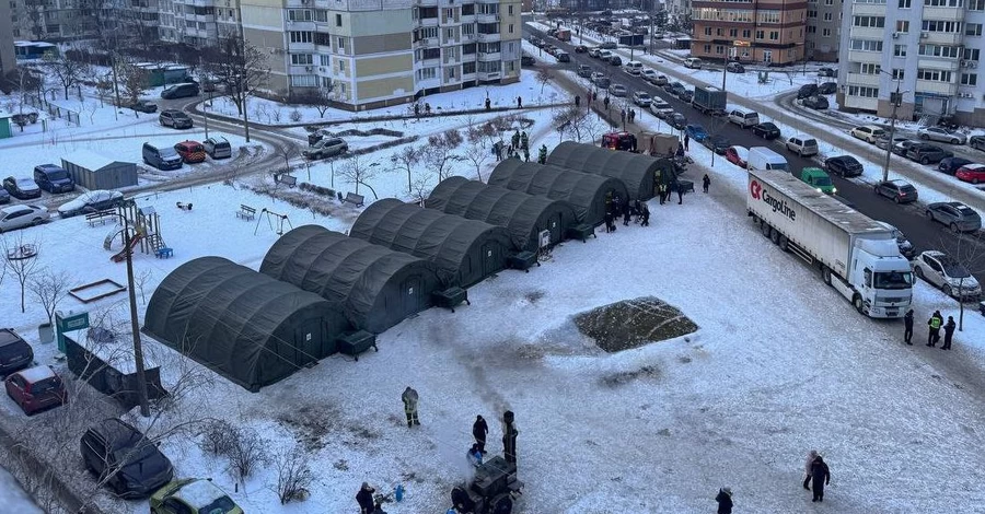 В ГСЧС объяснили, для кого в их палатках появились кровати