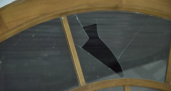 Во время российского обстрела пострадали объекты Киево-Печерской лавры