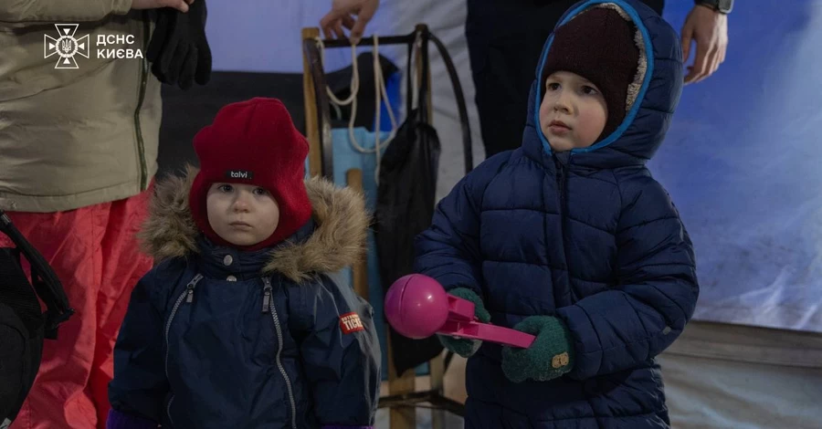 Как уберечь ребенка от холода, когда зима за окном и в квартире: советы педиатра