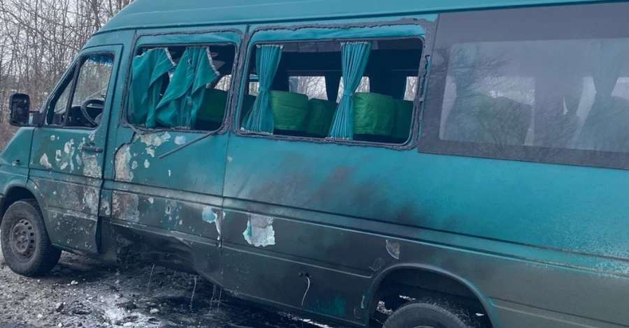 РФ атаковала два маршрутных автобуса с людьми в Запорожской области  