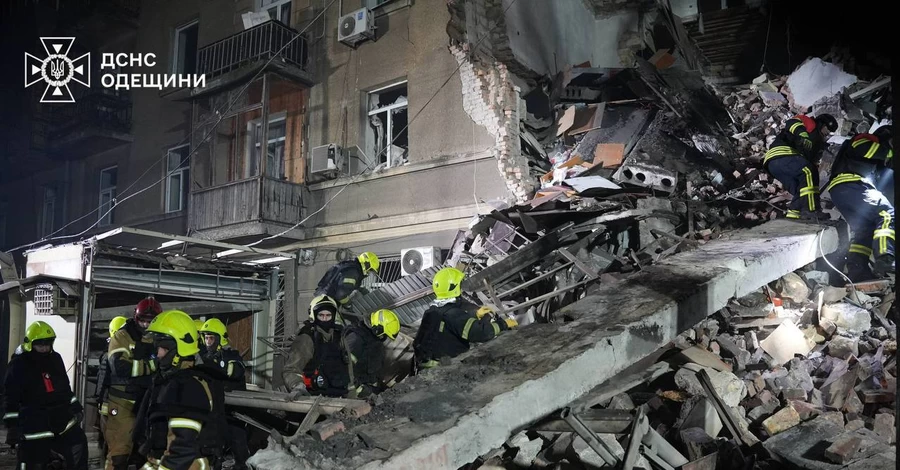 Головними мішенями РФ в Одесі були енергетика та цивільні об’єкти, - Зеленський