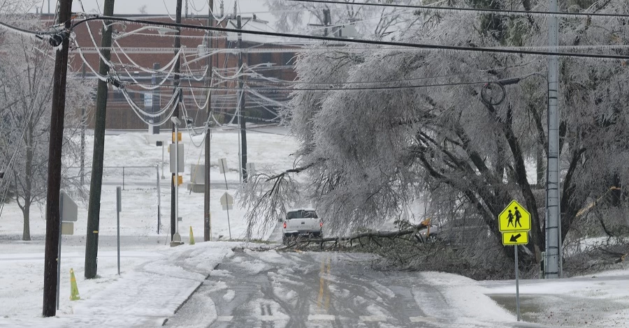 Снежная буря накрыла США - количество жертв выросло до 34 человек