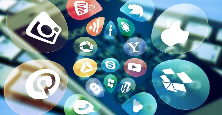 Франція першою в Європі підтримала заборону соцмереж для дітей