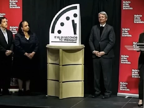 До ядерной катастрофы осталось 85 секунд - стрелки Часов Судного дня перевели на 4 секунды вперед