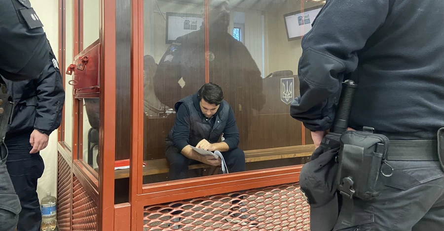  Суд разрешил снять электронный браслет с Кудрицкого 