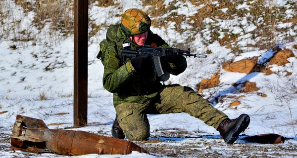 ЕС рассматривает полный запрет на въезд для российских военных