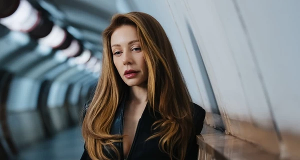 Тина Кароль расследует, кто заказал атаку на нее из-за песни о свете