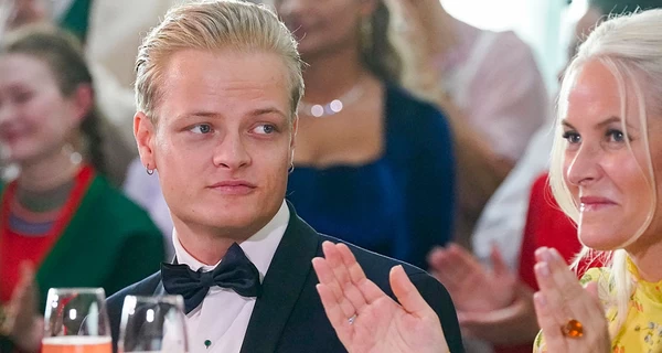 Обвиненного в изнасилованиях пасынка кронпринца Норвегии арестовали по новым обвинениям