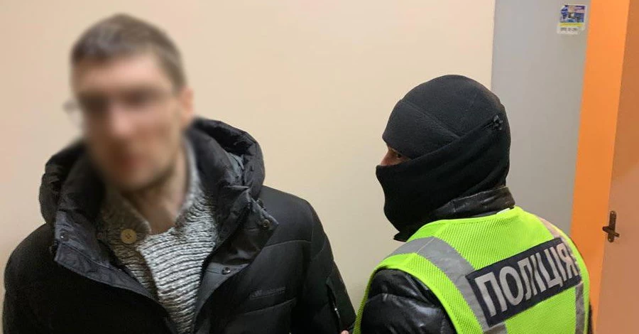 Поліція Києва затримала чоловіка, який жорстоко побив водія евакуатора