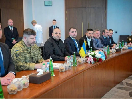 В Абу-Дабі завершився черговий дводенний етап переговорів щодо війни в Україні