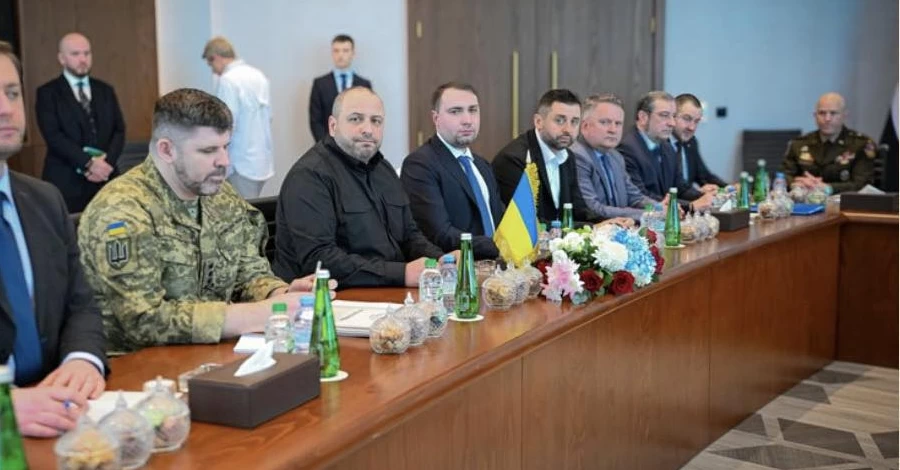 Впровадження перемир'я та моніторинг зупинки бойових дій – що обговорювали в Абу-Дабі  