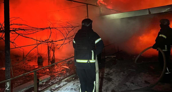 Россияне ударили по Запорожью и Вольнянску, погибли супруги, ранен подросток