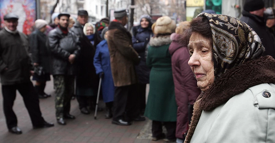 Січневий колапс Пенсійного фонду: кому і чому не виплатили пенсії та що буде далі