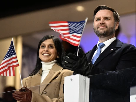 Він подобається людям, - Трамп здивувався, що Венса освистали на відкритті Олімпіади