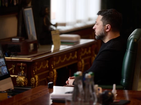 Зеленский поручил усилить работу мобильных огневых групп