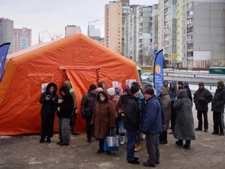 У Києві на Троєщині повністю відновили теплопостачання
