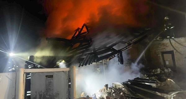 Россияне ударили по Богодухову, погибли папа и трое маленьких детей, беременная мама – в больнице