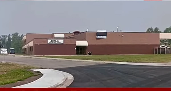 В Канаде в результате массовой стрельбы погибли 10 человек, большинство жертв убиты в школе