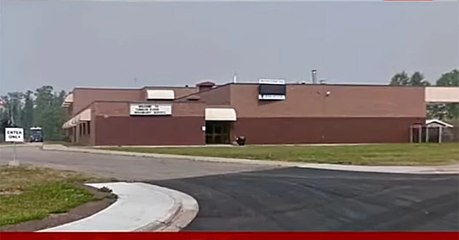 У Канаді у результаті масової стрілянини загинули 10 людей, більшість жертв вбито у школі