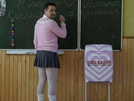 Директор Укрпочты Смелянский выдал новое фото, изобразив 