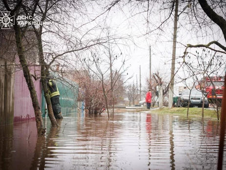 Харківську область накрили повені, житлові будинки йдуть під воду
