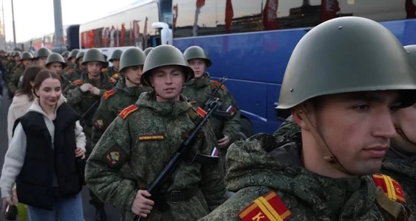 Россия теряет больше солдат, чем успевает вербовать, - Вloomberg