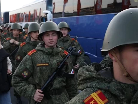 Россия теряет больше солдат, чем успевает вербовать, - Вloomberg