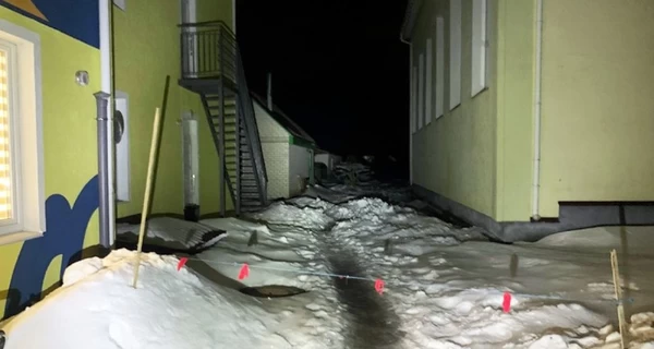 В Житомирской области ребенок травмировался из-за падения снега с крыши детсада