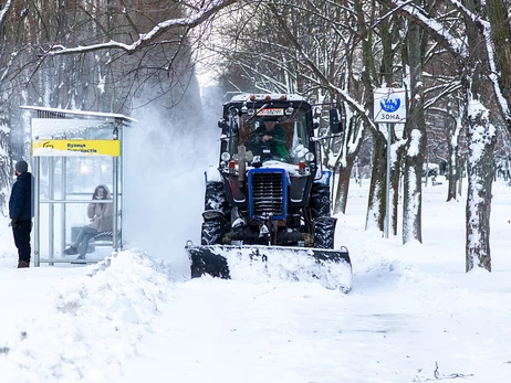 В Киеве из-за гололеда травмировались 6 тысяч человек, коммунальщикам сообщили о подозрении