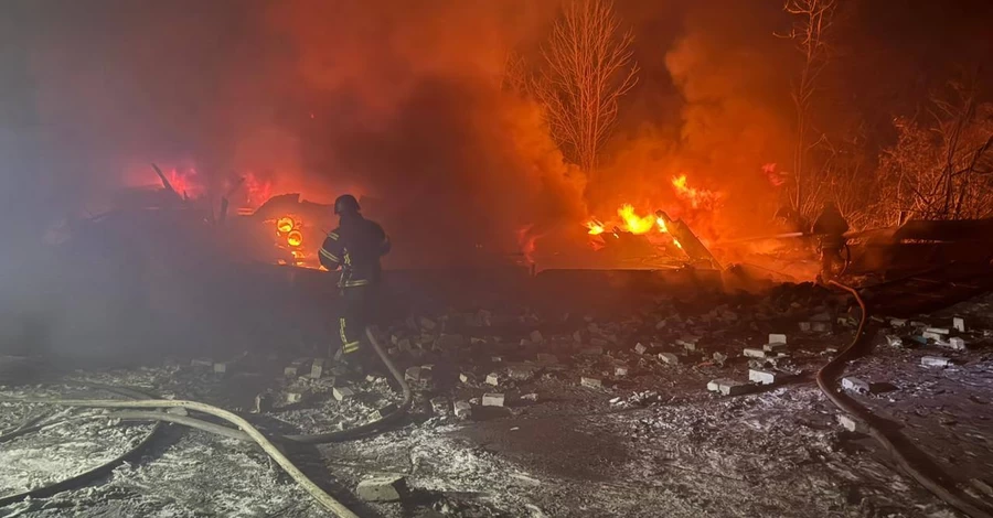 У Лозовій через нічний обстріл без тепла та води залишились 16 тисяч людей 