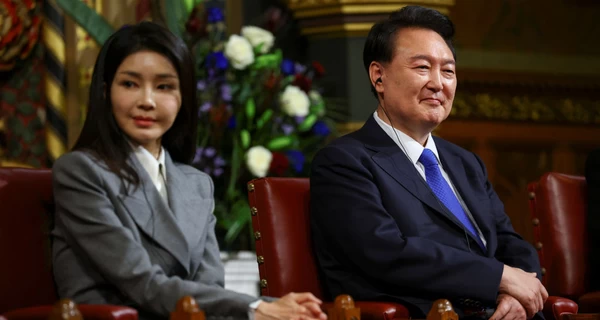 Экс-президенту Южной Кореи дали пожизненное за введение военного положения