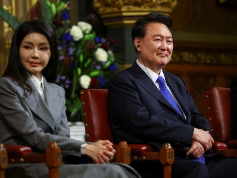 Экс-президенту Южной Кореи дали пожизненное за введение военного положения