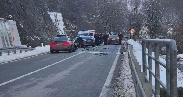 В Черногории украинец за рулем BMW врезался в кортеж премьера