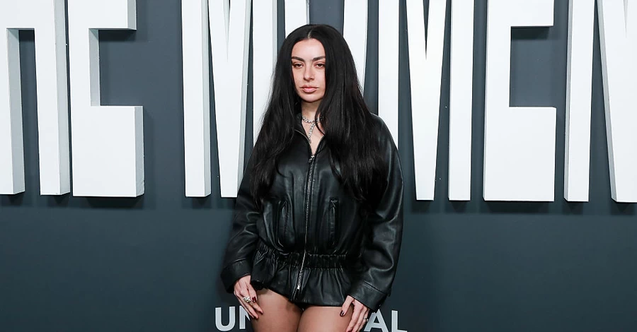 Charli XCX заявила про підтримку України після відвідування вечірки, організованої росіянкою