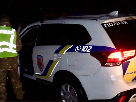 На Буковине неизвестный взорвал гранату у авто полиции, введена спецоперация