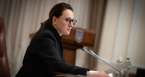 Учителя с февраля начали получать увеличенные оклады, второй этап повышения – в сентябре, - Свириденко