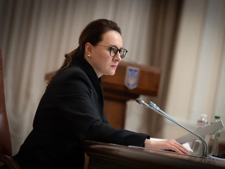 Учителя с февраля начали получать увеличенные оклады, второй этап повышения – в сентябре, - Свириденко