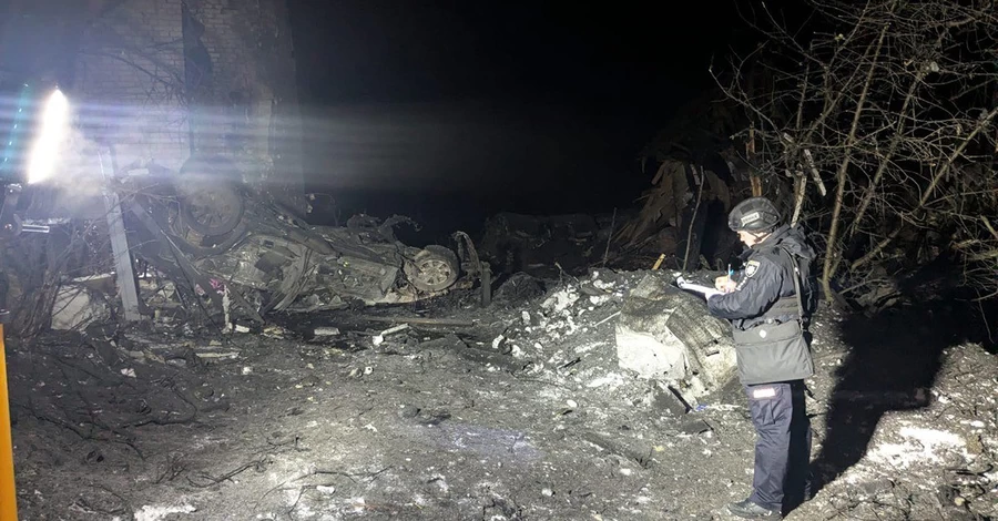 РФ нанесла авиаудар по Сумам, среди раненых - пенсионерка и двое детей