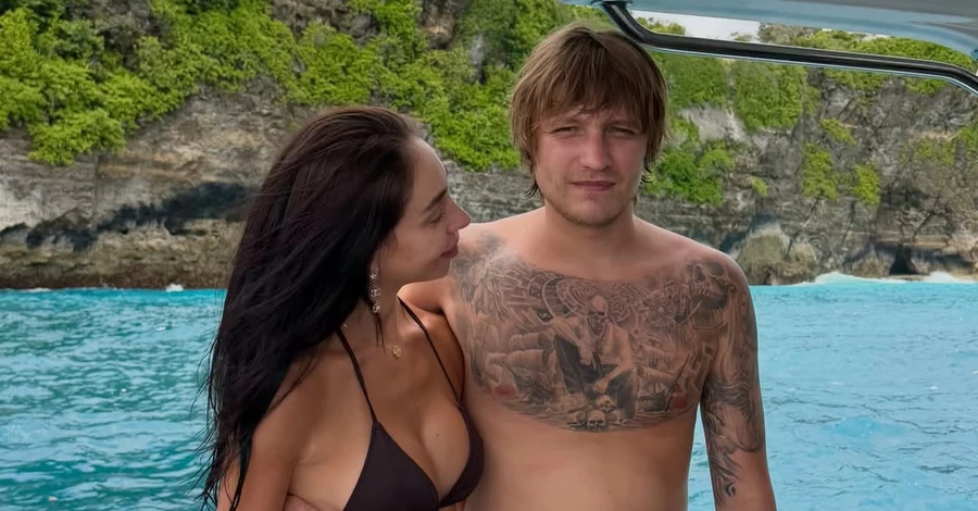 Журналист извинился за распространение информации о похищении парня блогерки на Бали