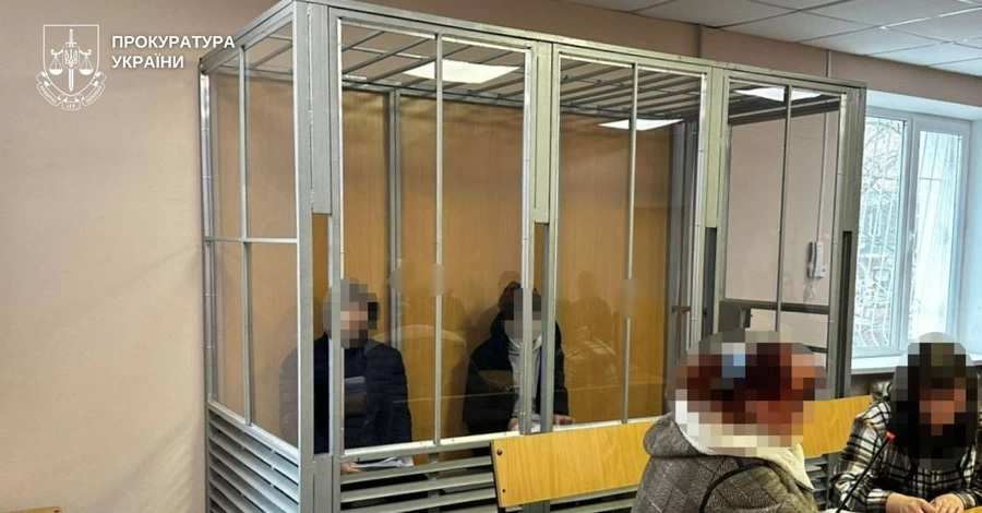 У Дніпрі арештували підлітків, які побили військового та зняли це на відео