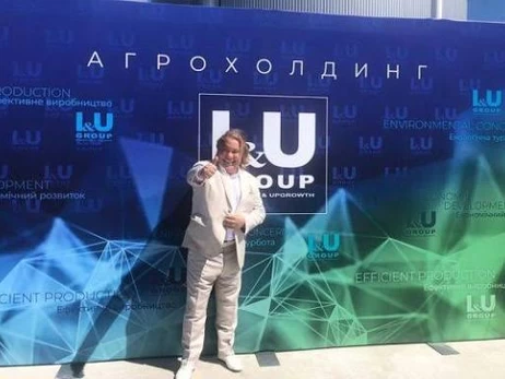 Адвокати Тарасова відмовились коментувати справу про захоплення власником агрохолдингу I&U Group сотень гектарів